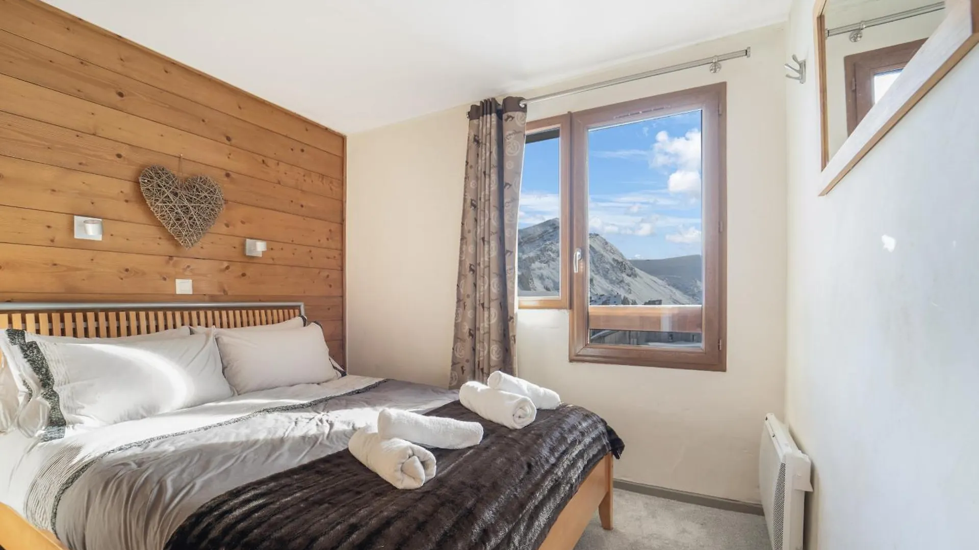 Apartment Chalet Chamois - Central Modern Duplex For 6 By Avoriaz Chalets